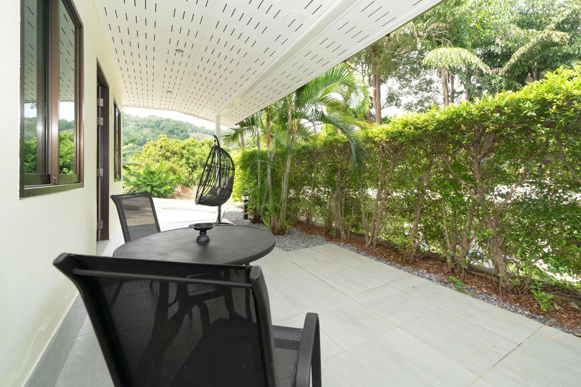 Oxavia Garden Oasis In Nai Harn - Your Private Tropical Garden With 3 Cabins And Jacuzzi Rawai Luaran gambar