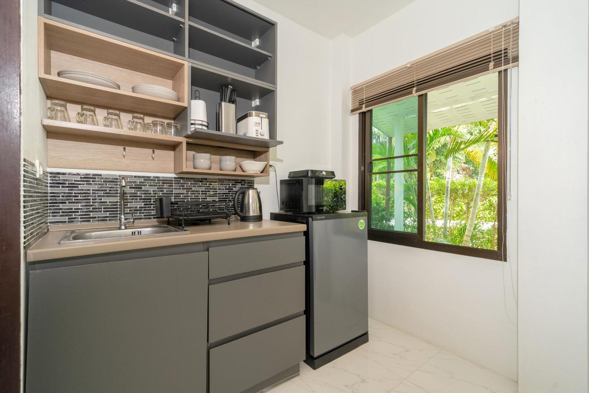 Oxavia Garden Oasis In Nai Harn - Your Private Tropical Garden With 3 Cabins And Jacuzzi Rawai Luaran gambar