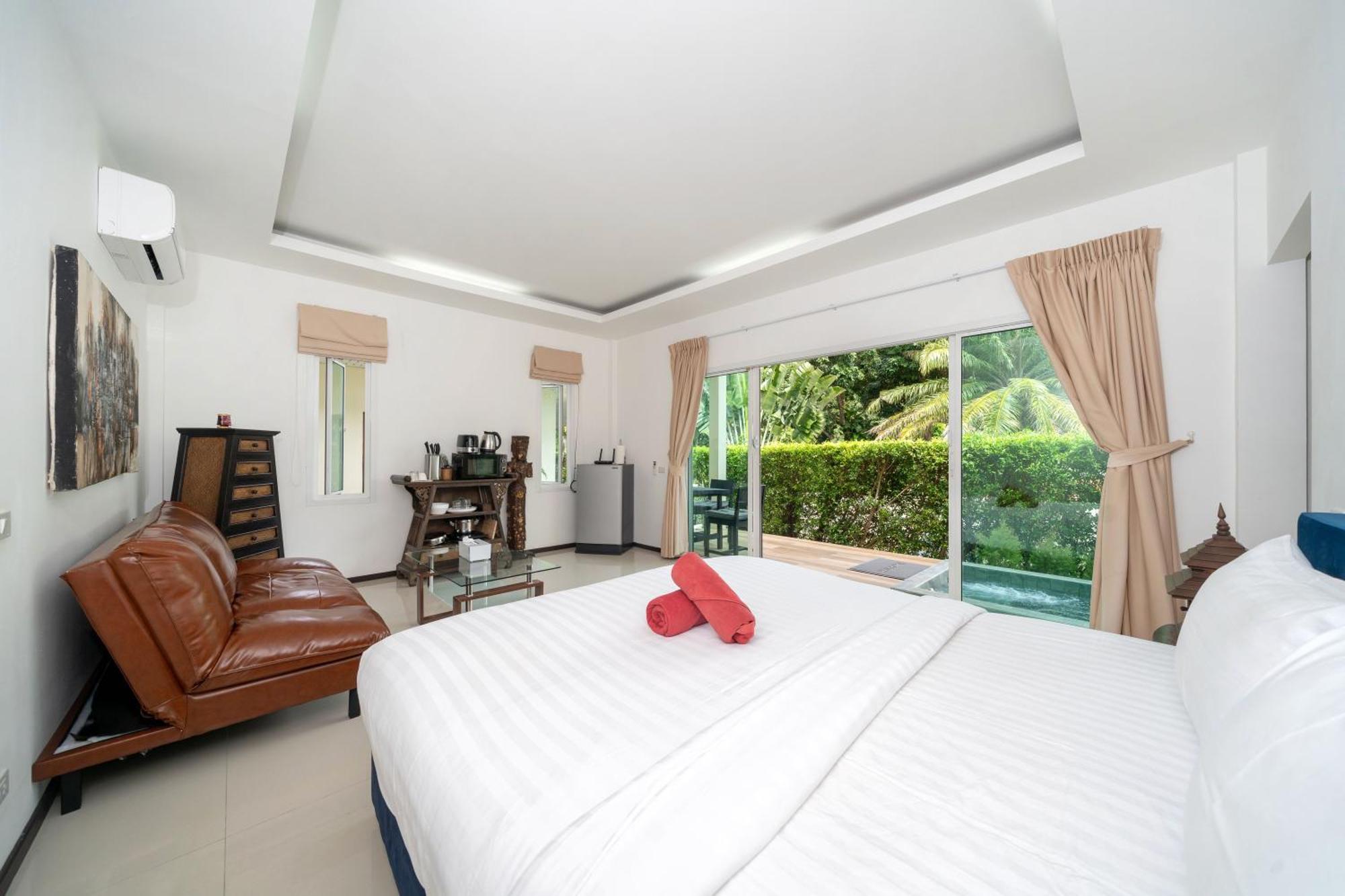 Oxavia Garden Oasis In Nai Harn - Your Private Tropical Garden With 3 Cabins And Jacuzzi Rawai Luaran gambar
