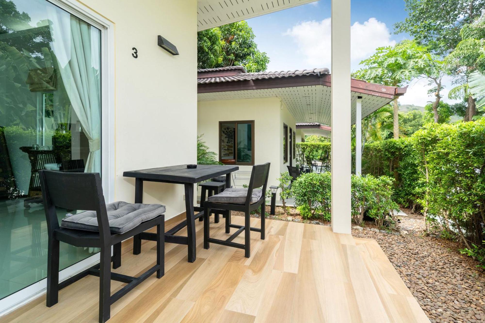Oxavia Garden Oasis In Nai Harn - Your Private Tropical Garden With 3 Cabins And Jacuzzi Rawai Luaran gambar