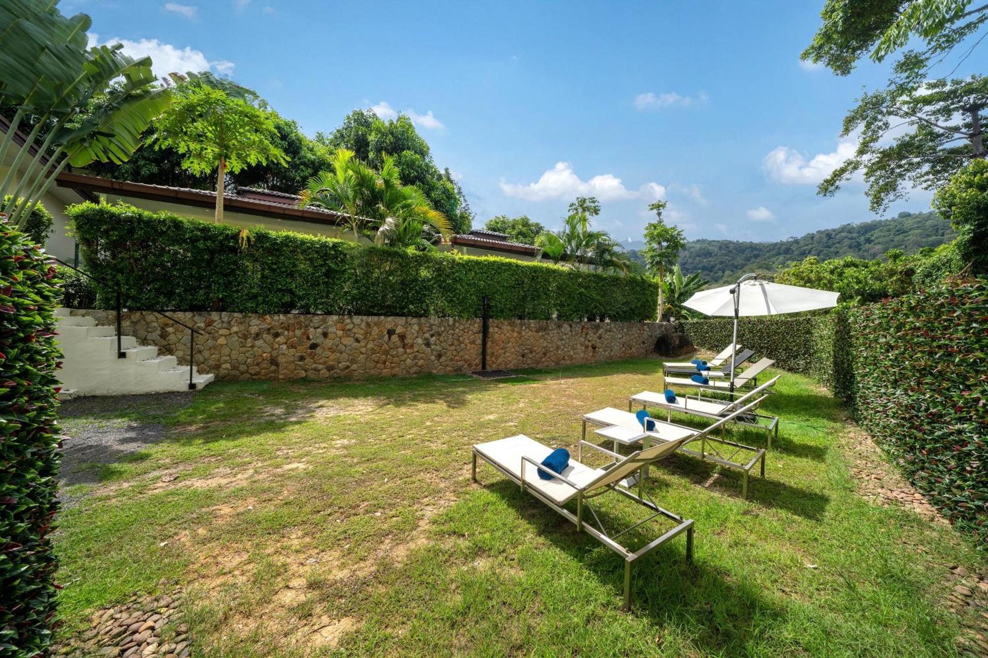 Oxavia Garden Oasis In Nai Harn - Your Private Tropical Garden With 3 Cabins And Jacuzzi Rawai Luaran gambar